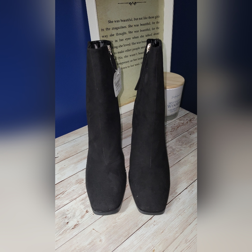 Cute black booties!